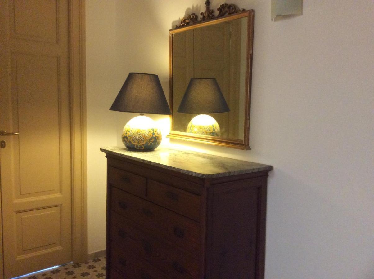 Charme In Centro - Tourist Rental Agrigento Exterior photo