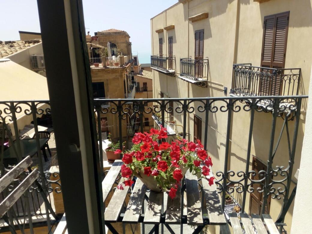 Charme In Centro - Tourist Rental Agrigento Exterior photo