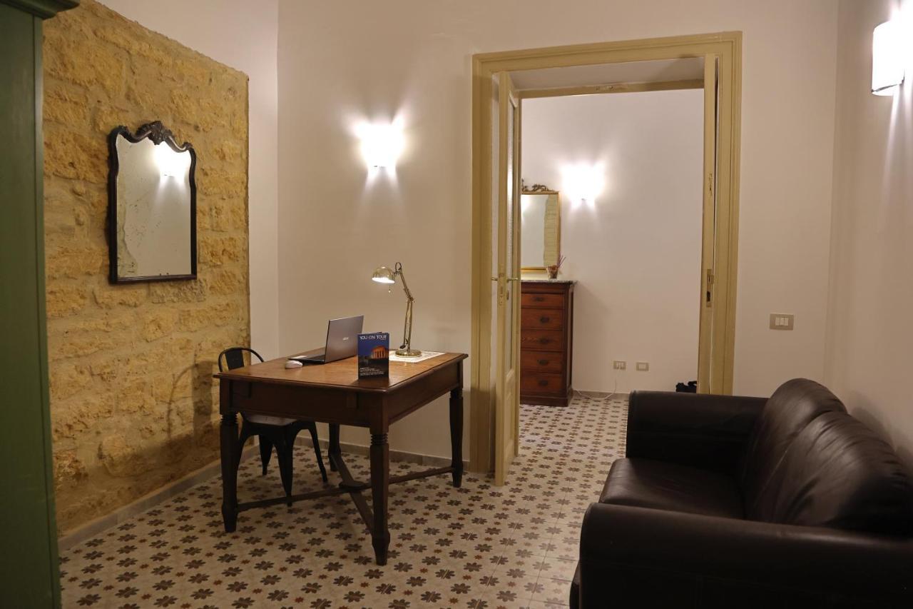 Charme In Centro - Tourist Rental Agrigento Exterior photo
