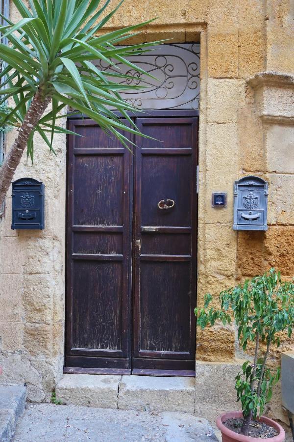 Charme In Centro - Tourist Rental Agrigento Exterior photo